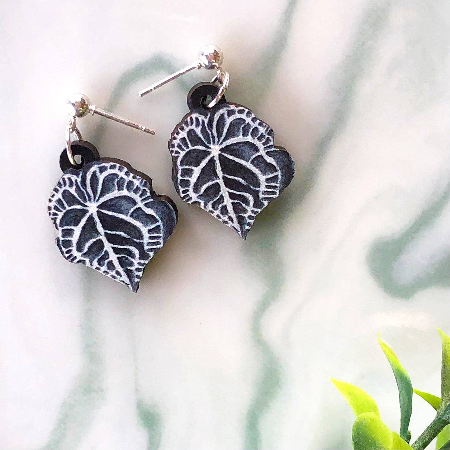 Anthurium Clarinervium Earrings